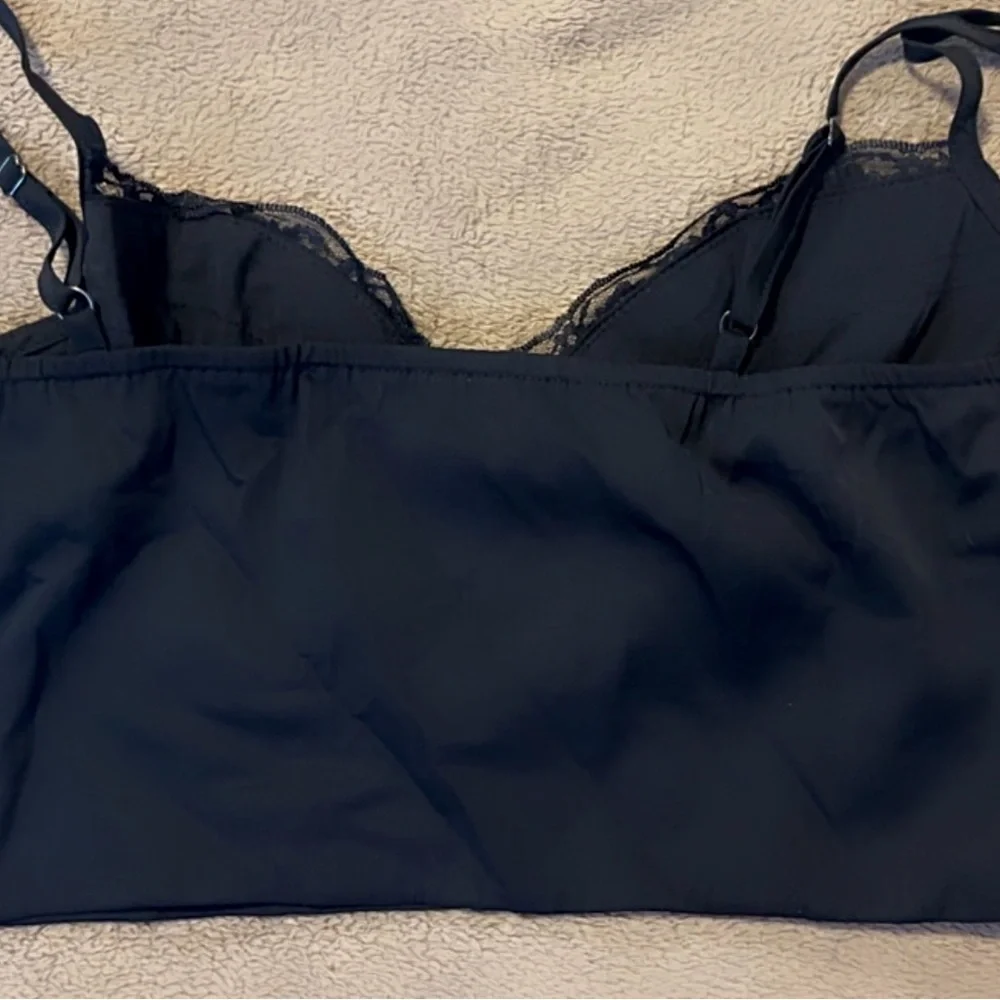 Princess Polly Black Lace Crop Top - Picture 4 of 4